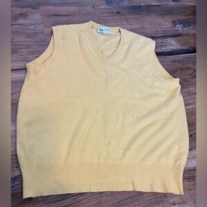 Isabelle XL Pale Yellow Cashmere Sweater Vest Sleeveless Knit Top